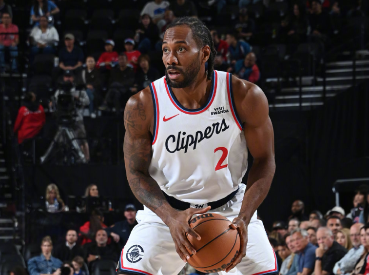 星空体育网页-送勇士锁定第十！快船力克独行侠小卡34分创纪录 弗拉格25+9