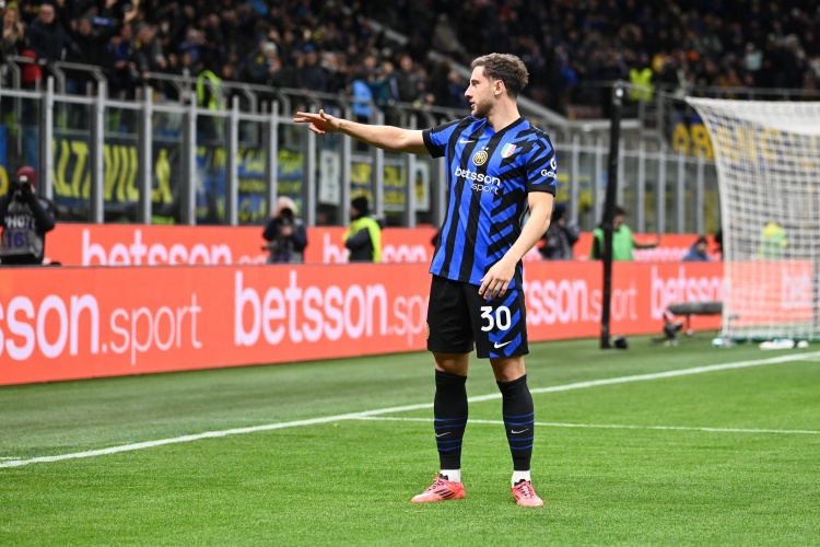 星空体育全站-意媒：奥古斯托可能今夏离开国米，罗马、亚特兰大关注球员情况